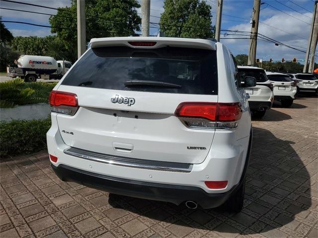 used 2020 Jeep Grand Cherokee car, priced at $22,637