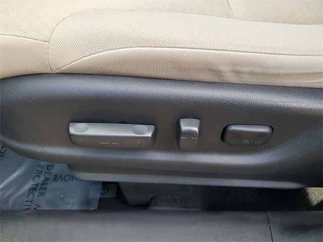used 2015 Honda CR-V car, priced at $15,697