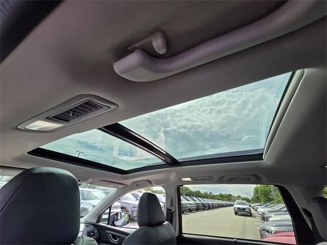 new 2025 Subaru Ascent car, priced at $51,527