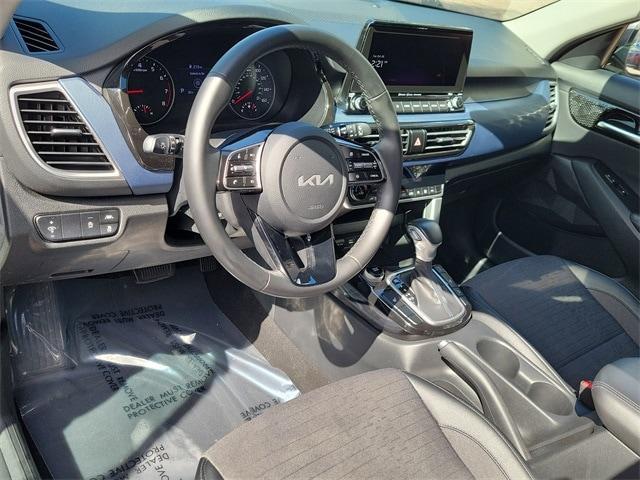 used 2023 Kia Seltos car, priced at $23,854