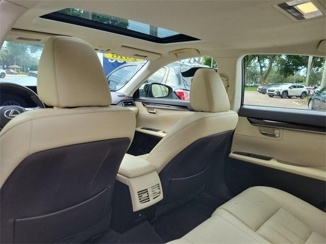 used 2016 Lexus ES 350 car, priced at $15,617