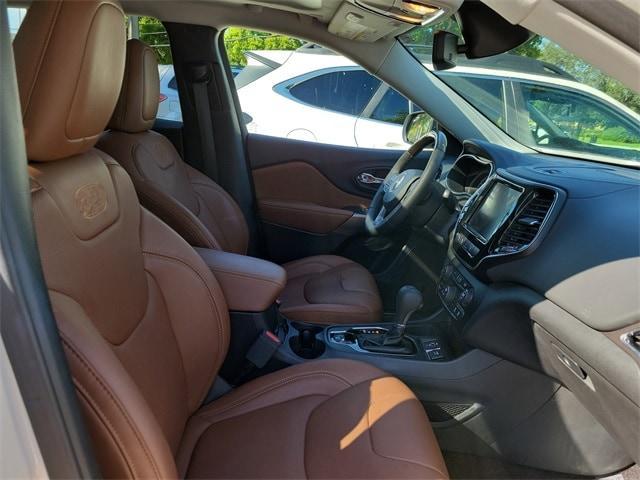 used 2019 Jeep Cherokee car, priced at $21,115