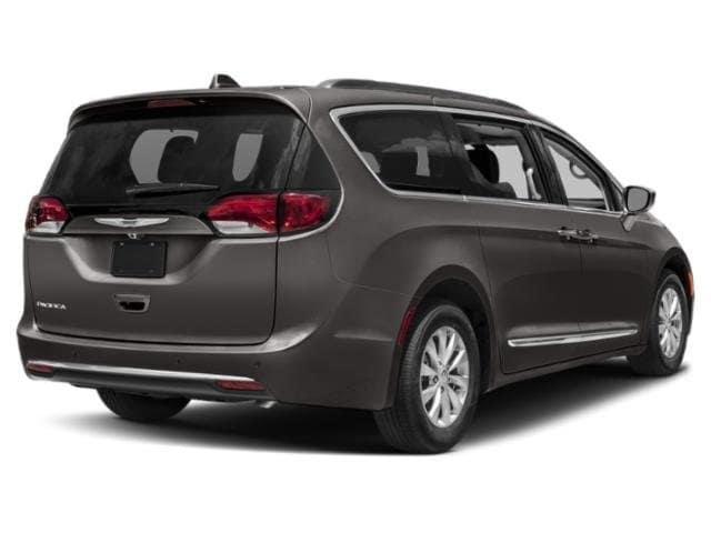 used 2018 Chrysler Pacifica car, priced at $19,495