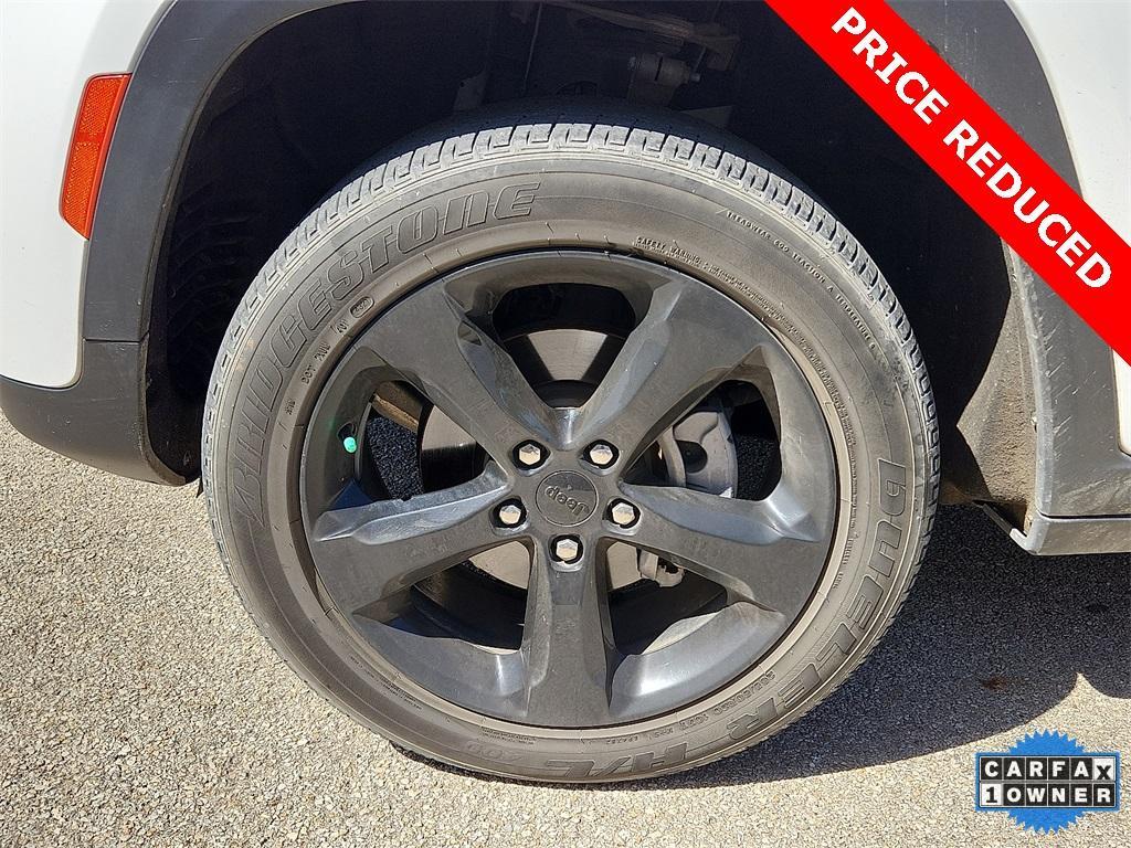 used 2022 Jeep Grand Cherokee car, priced at $30,998
