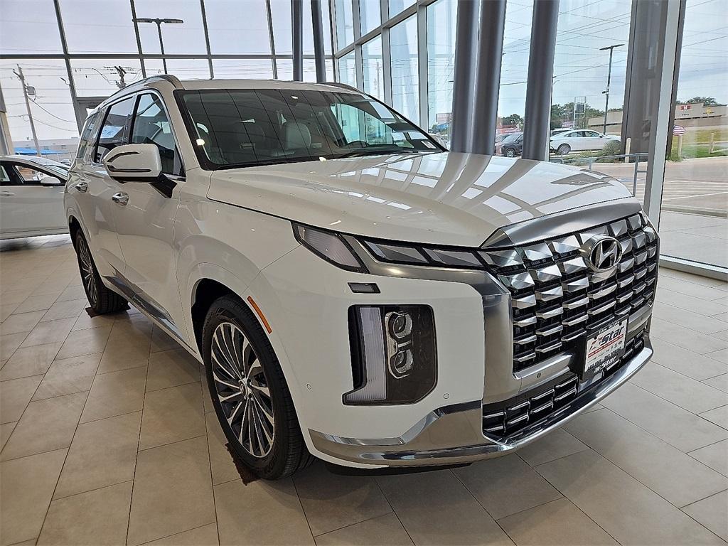 new 2025 Hyundai Palisade car, priced at $52,455