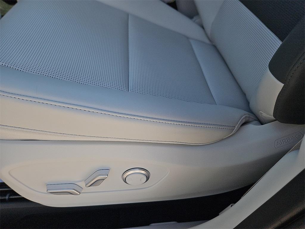 new 2026 Hyundai IONIQ 9 car