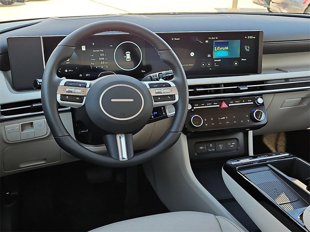 new 2026 Hyundai Tucson car, priced at $39,685