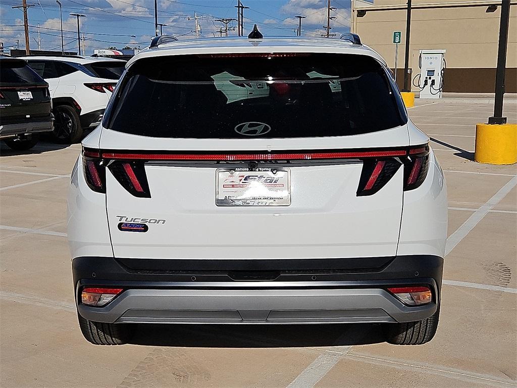 new 2026 Hyundai Tucson car, priced at $39,685