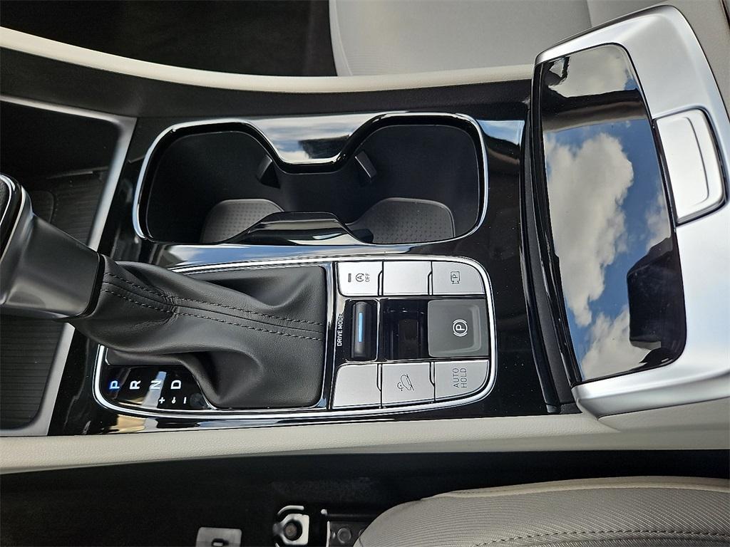 new 2025 Hyundai Tucson car, priced at $30,930