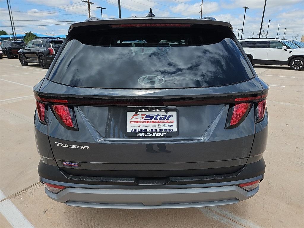new 2025 Hyundai Tucson car, priced at $30,930