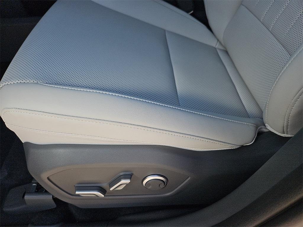 new 2025 Hyundai SANTA FE HEV car, priced at $37,184