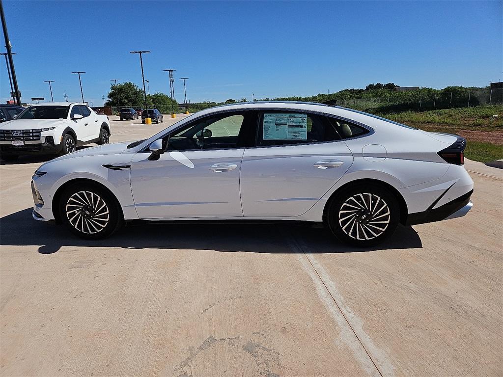 new 2025 Hyundai Sonata Hybrid car, priced at $38,450