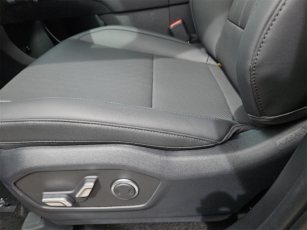 new 2025 Hyundai Santa Fe car, priced at $39,859