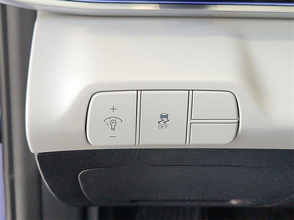 new 2025 Hyundai Elantra car, priced at $27,185