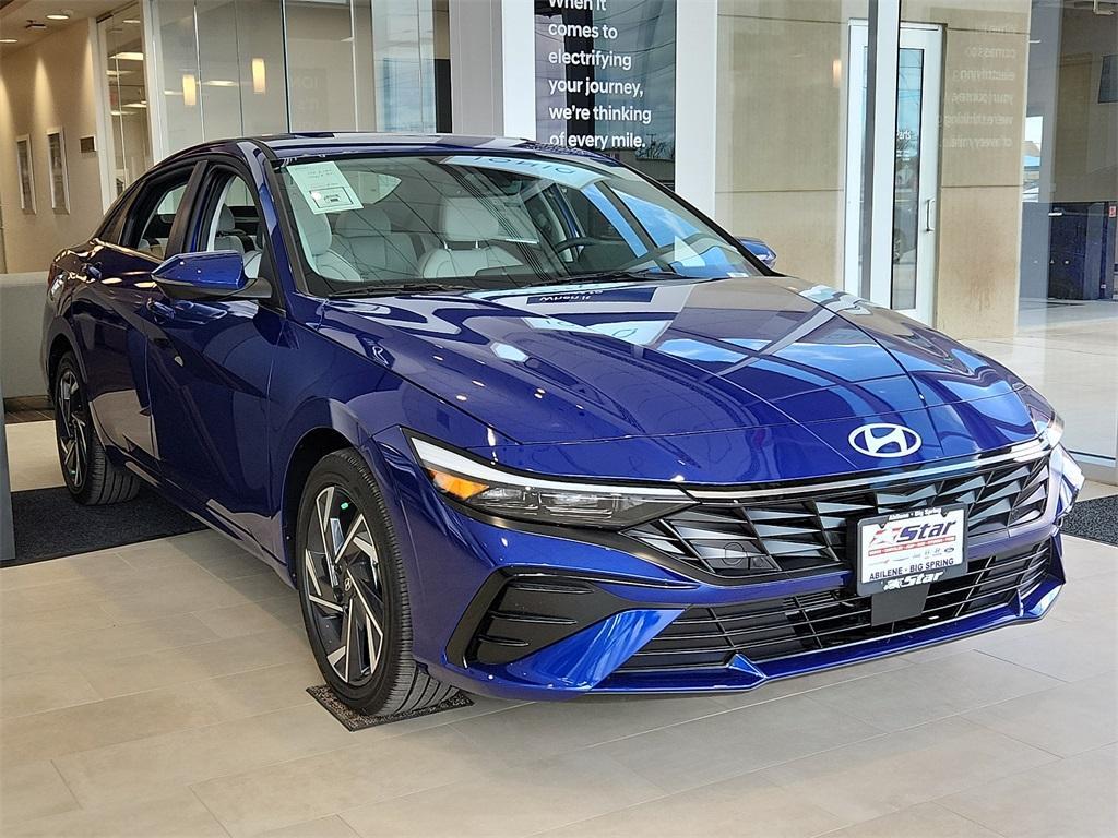 new 2025 Hyundai Elantra car, priced at $27,185
