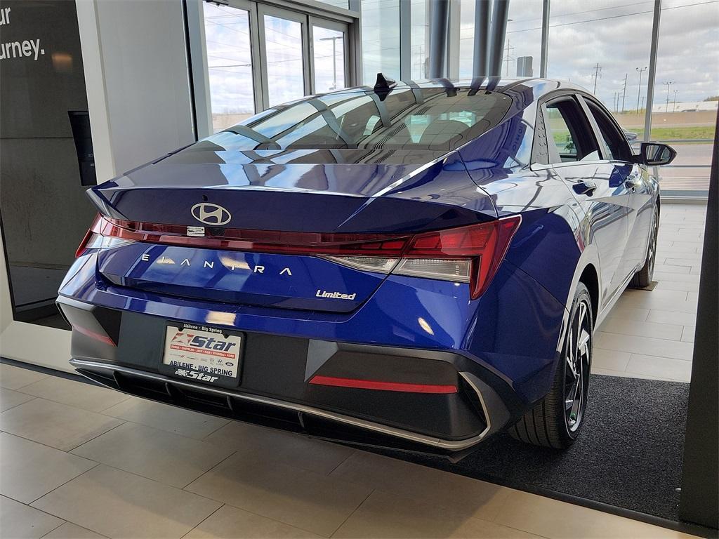 new 2025 Hyundai Elantra car, priced at $27,185