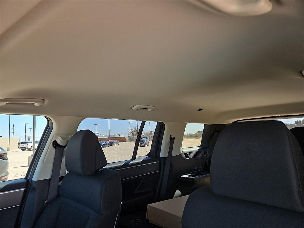 new 2025 Hyundai Santa Fe car, priced at $32,505
