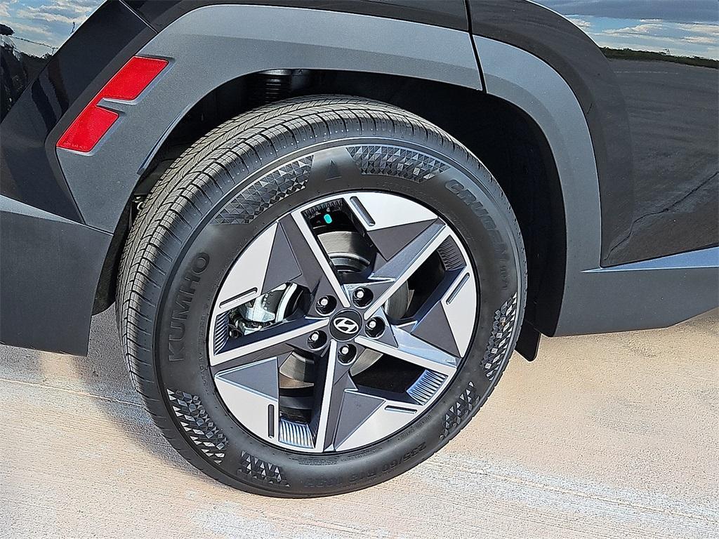 new 2026 Hyundai Tucson car, priced at $30,585