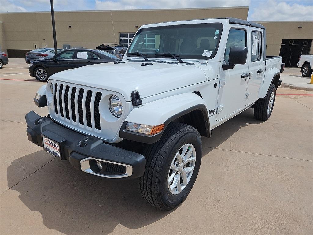 used 2023 Jeep Gladiator car, priced at $28,999
