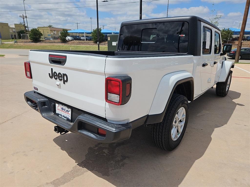 used 2023 Jeep Gladiator car, priced at $28,999