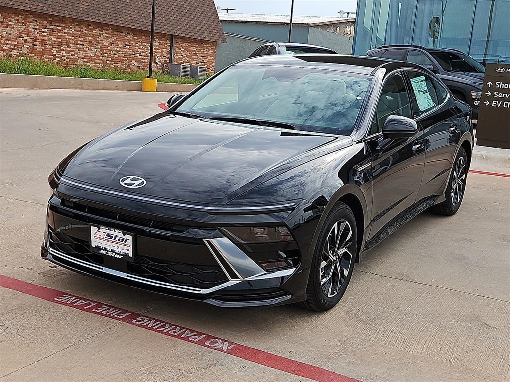 new 2025 Hyundai Sonata car, priced at $28,540
