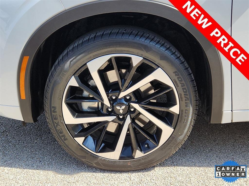 used 2024 Mitsubishi Outlander car, priced at $29,998