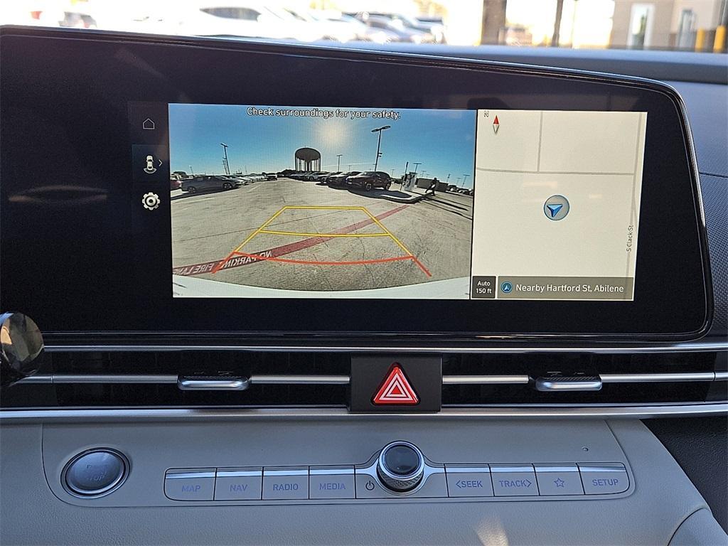 new 2025 Hyundai Elantra car, priced at $28,440