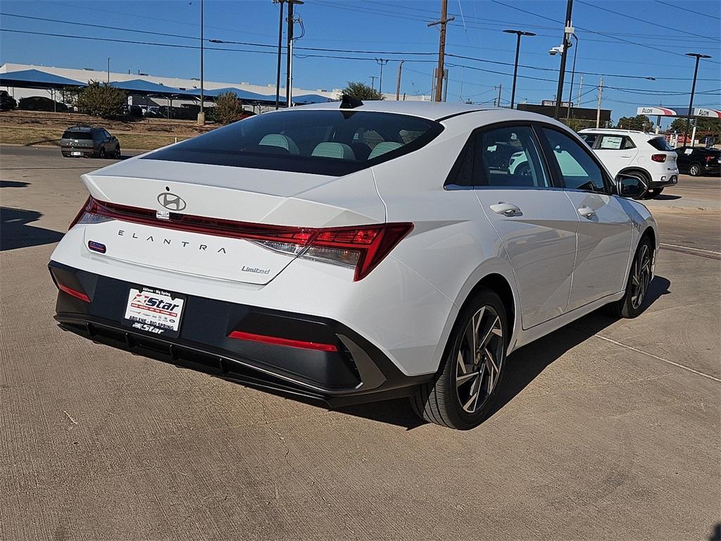 new 2025 Hyundai Elantra car, priced at $28,440
