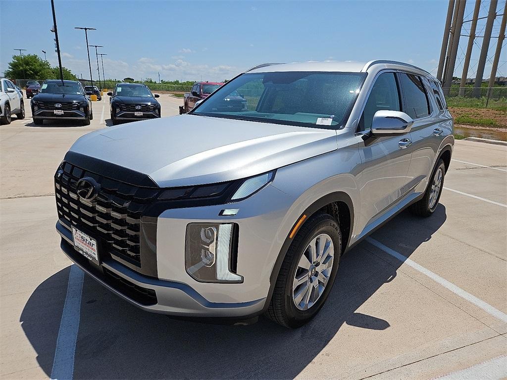 new 2025 Hyundai Palisade car, priced at $40,190