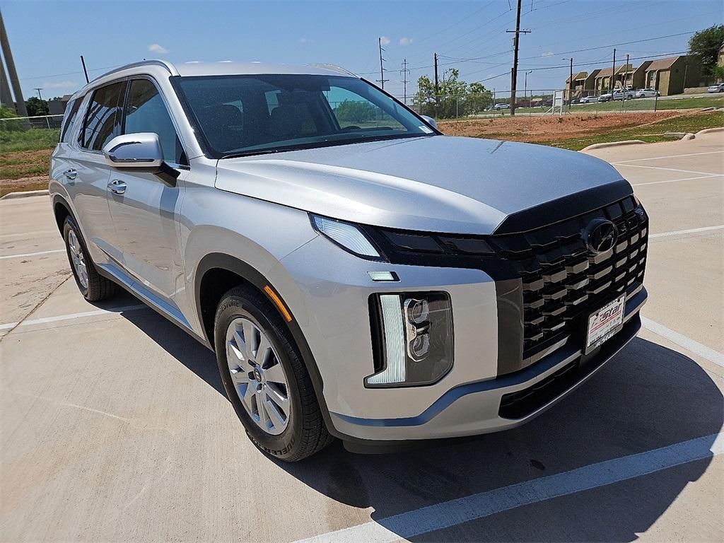 new 2025 Hyundai Palisade car, priced at $40,190