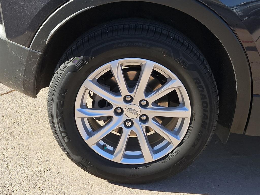 used 2022 Cadillac XT4 car, priced at $22,287