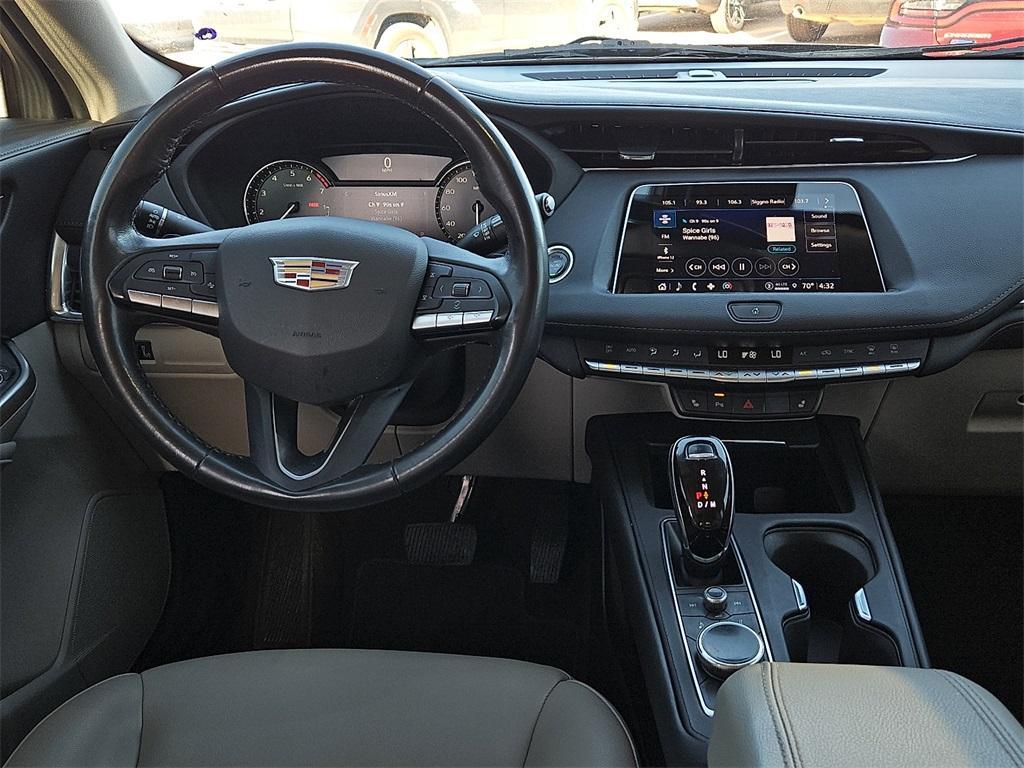 used 2022 Cadillac XT4 car, priced at $22,287