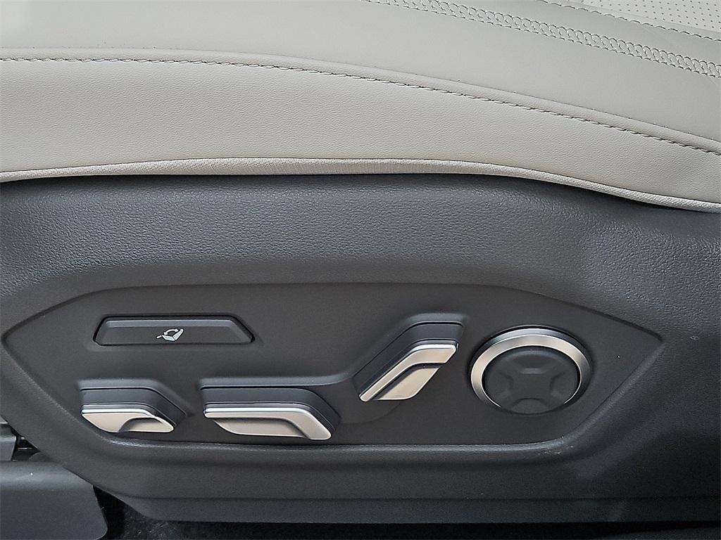 new 2025 Hyundai Santa Fe car, priced at $46,249