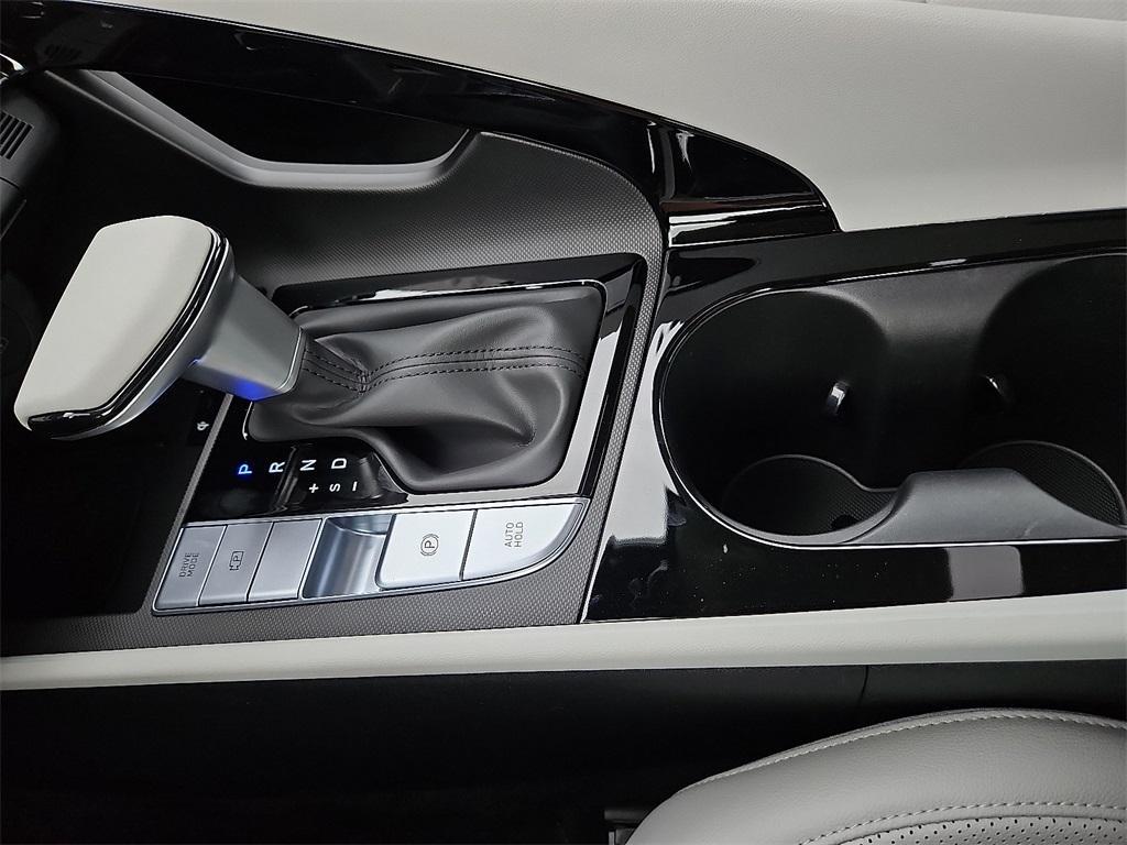 new 2025 Hyundai Elantra car, priced at $27,855