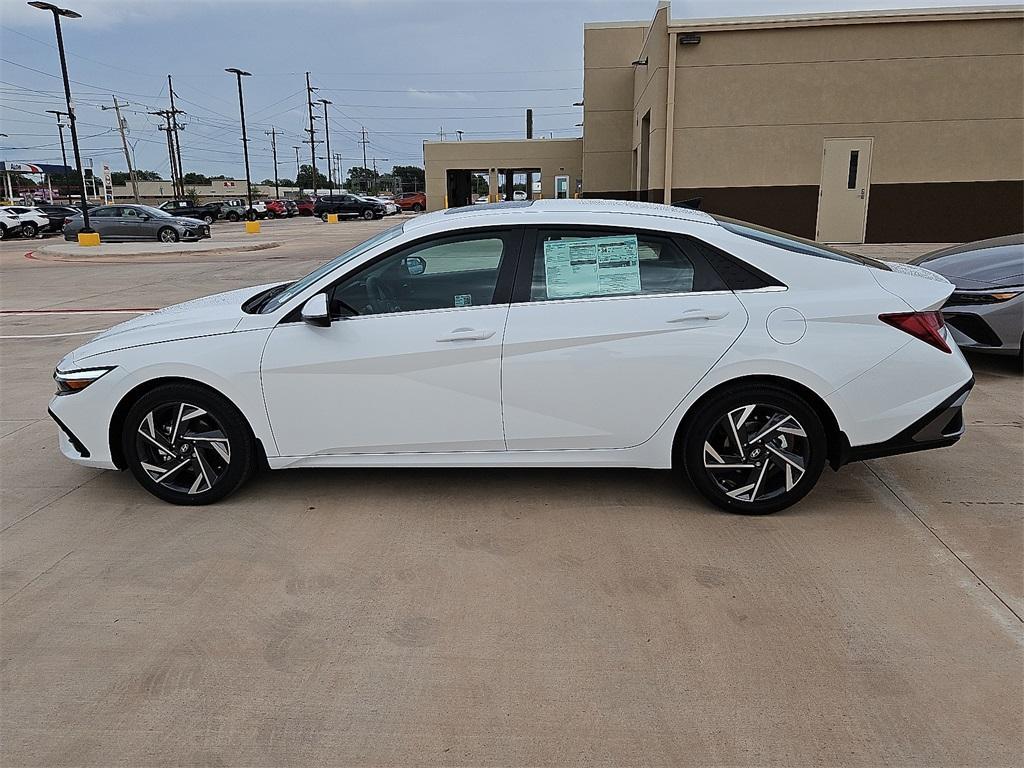 new 2025 Hyundai Elantra car, priced at $27,855