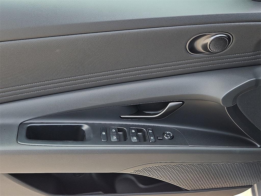 new 2025 Hyundai ELANTRA HEV car, priced at $26,955
