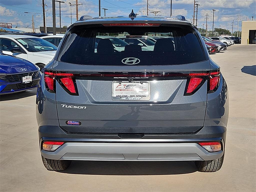 new 2026 Hyundai Tucson car, priced at $30,585