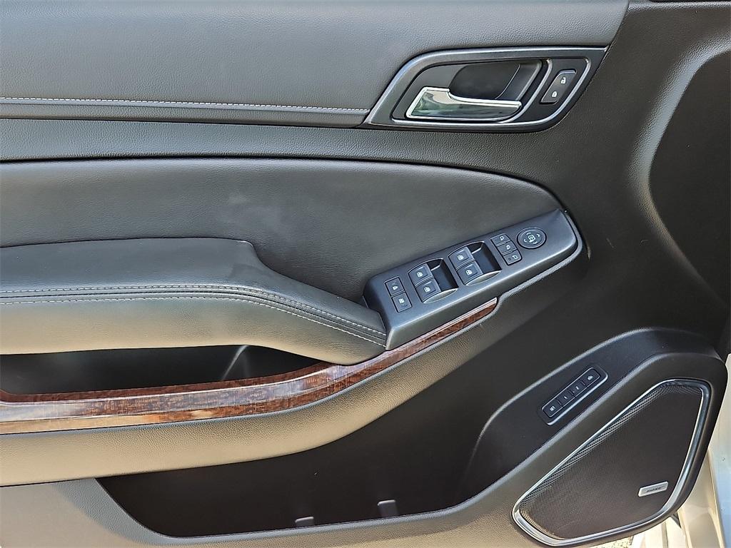 used 2019 GMC Yukon XL car, priced at $26,299