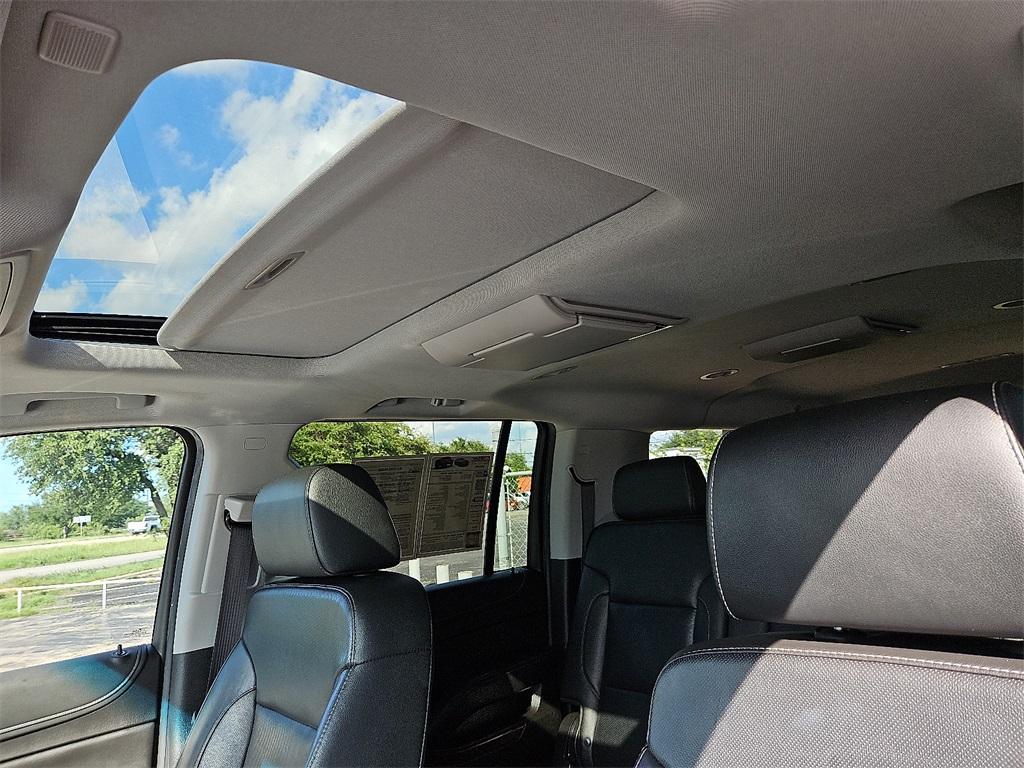 used 2019 GMC Yukon XL car, priced at $26,299