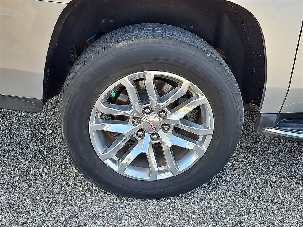 used 2019 GMC Yukon XL car, priced at $26,299