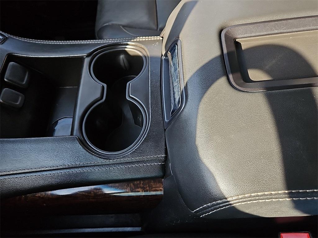 used 2019 GMC Yukon XL car, priced at $26,299