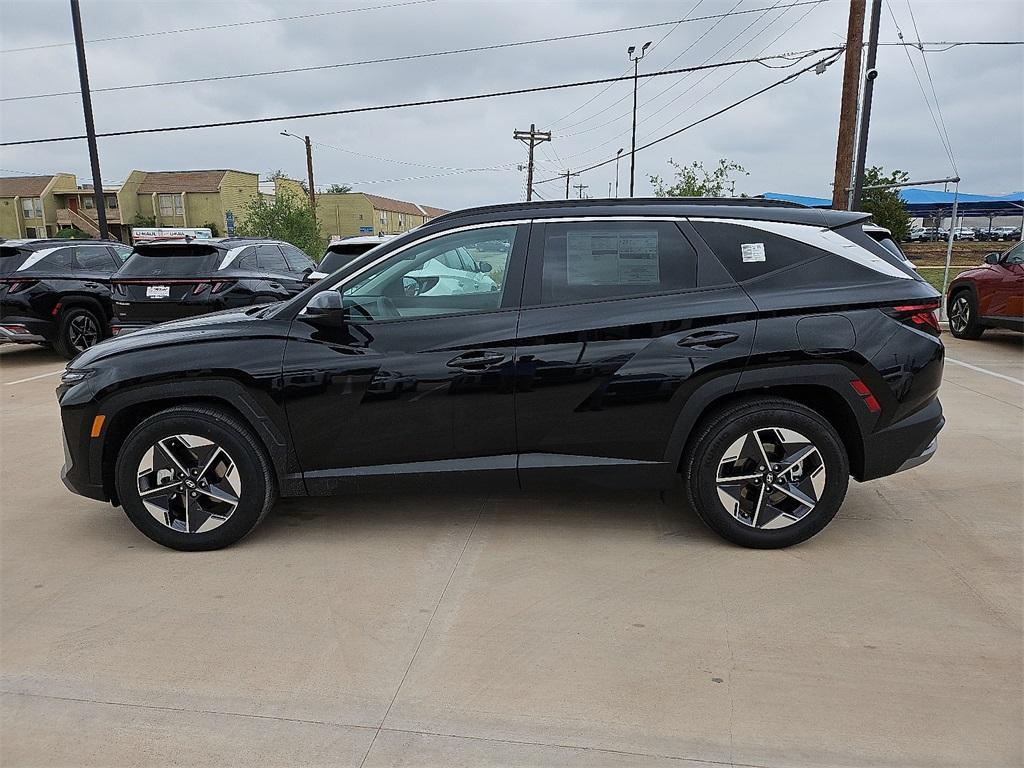 new 2025 Hyundai Tucson car, priced at $30,040