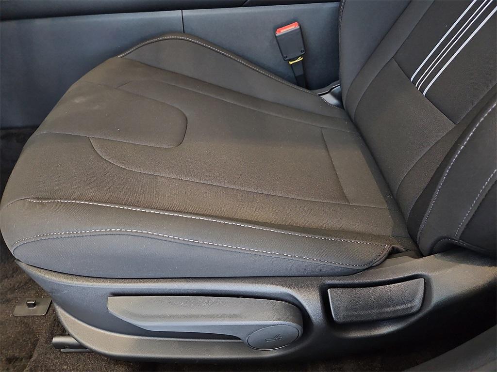 new 2025 Hyundai ELANTRA HEV car, priced at $25,480