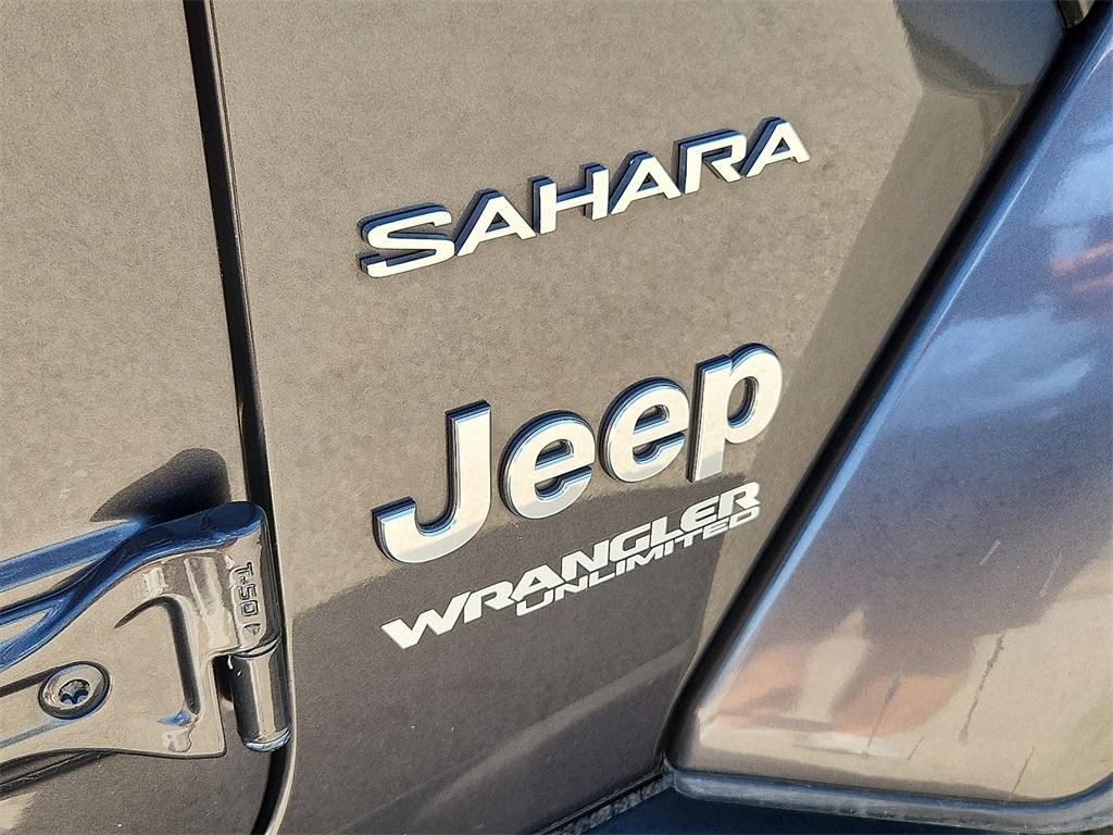 used 2018 Jeep Wrangler Unlimited car, priced at $28,977