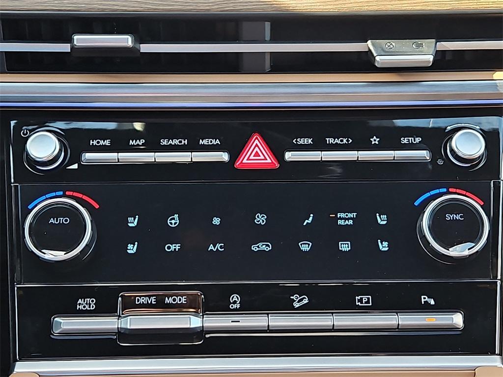 new 2025 Hyundai Santa Fe car, priced at $41,281
