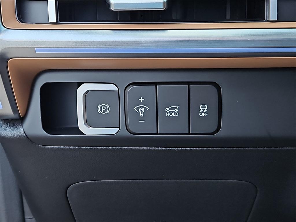 new 2025 Hyundai Santa Fe car, priced at $41,281
