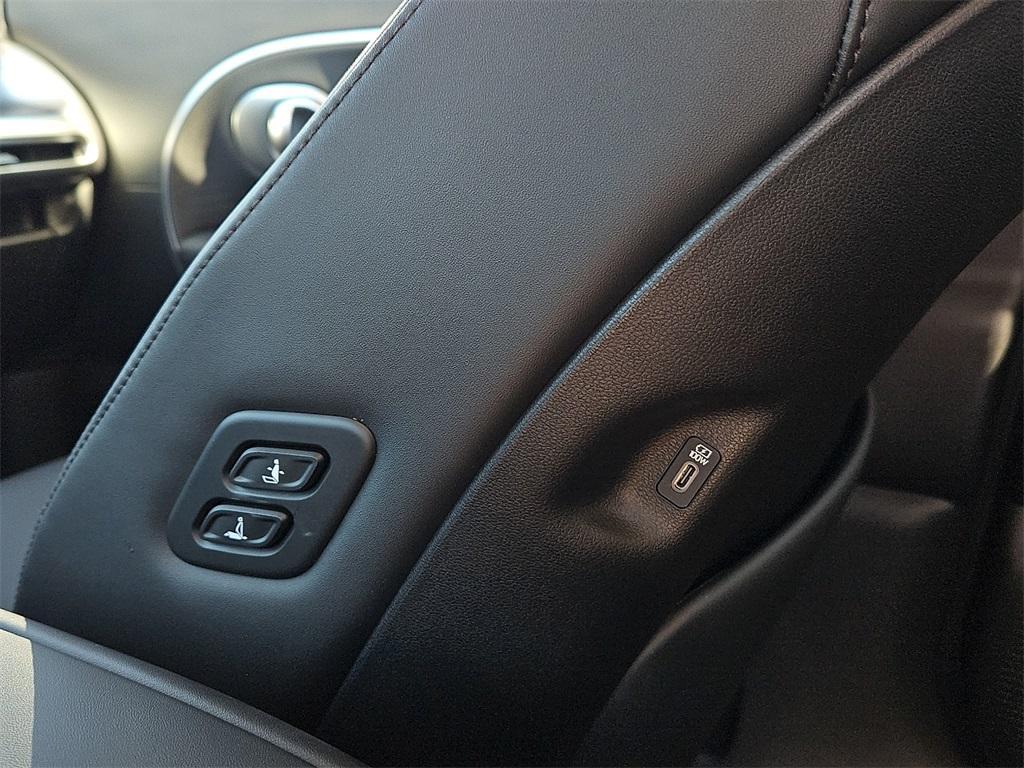 new 2026 Hyundai IONIQ 9 car, priced at $64,285