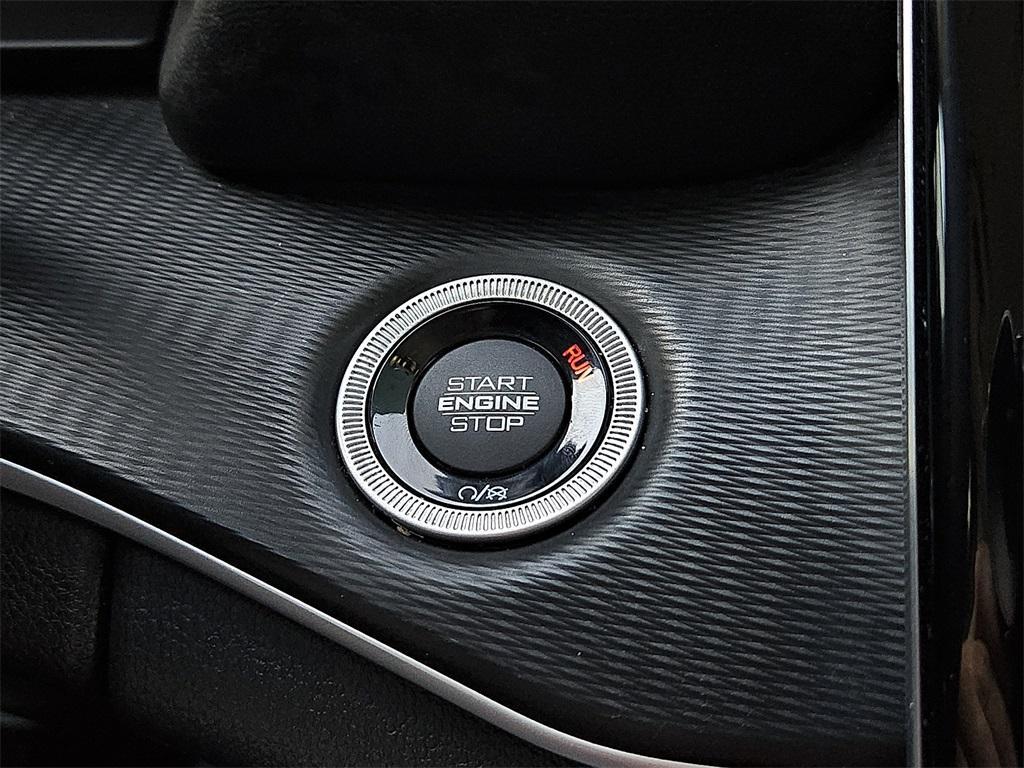 used 2023 Jeep Grand Cherokee car, priced at $27,777