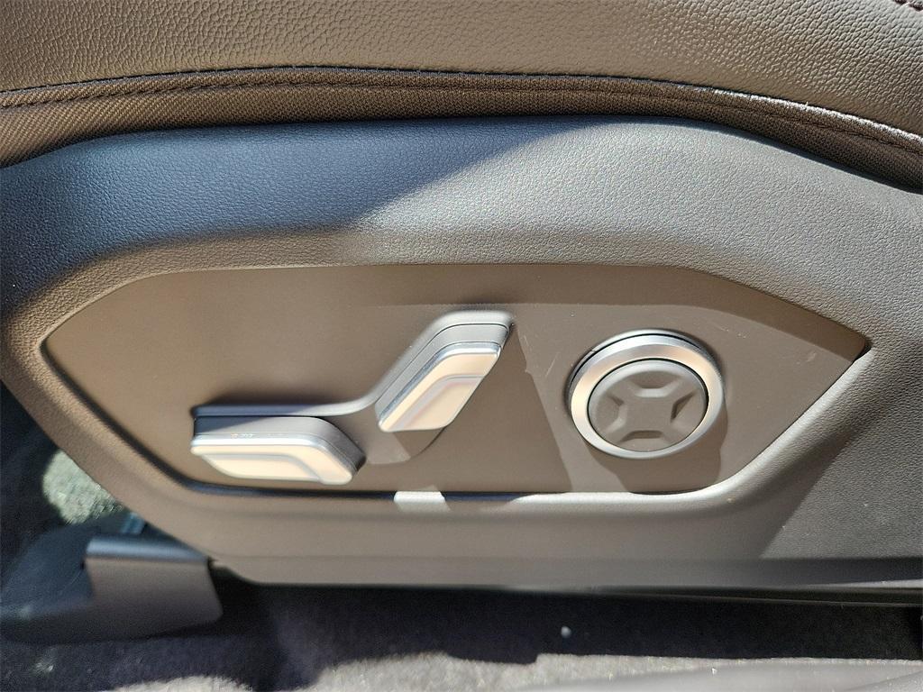 new 2026 Hyundai SANTA FE HEV car, priced at $46,870
