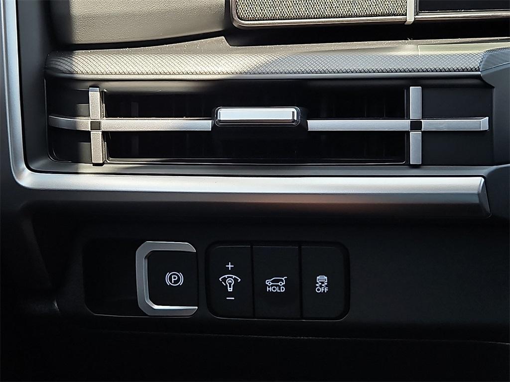 new 2025 Hyundai SANTA FE HEV car, priced at $38,984